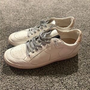 White Star Sneakers with Black Laces